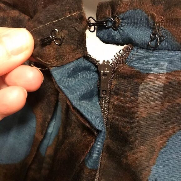 Vintage 1950s Polka Dot Abstract Swing Skirt Small - Picture 8 of 11